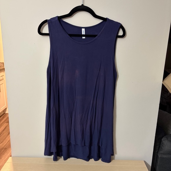 Lilbetter Tops - Sleeveless Navy Blue Women's Top